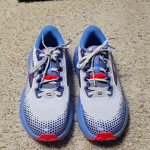 Brooks Women’s Caldera 6 Trail Running Shoe - size 10